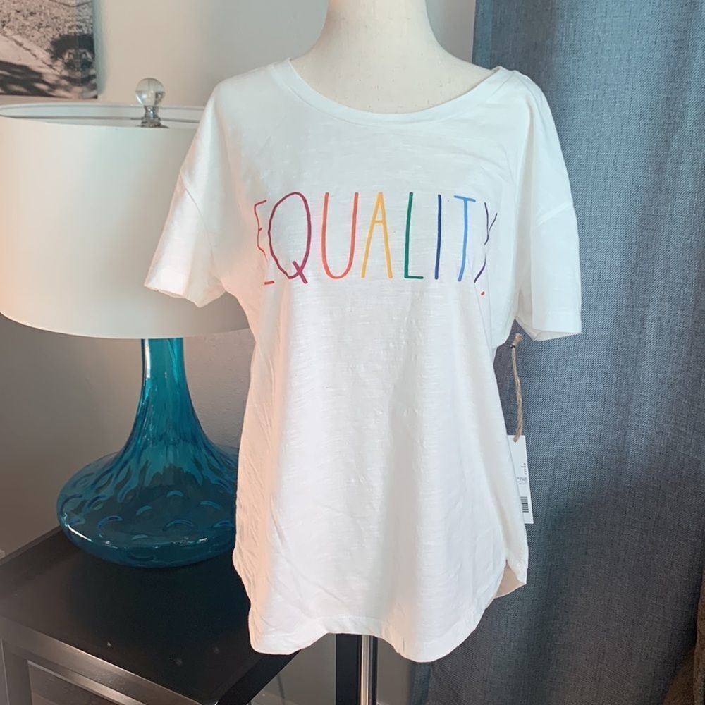 Rae Dunn Pride graphic tee sz med 'Equality' Pride tee shirt